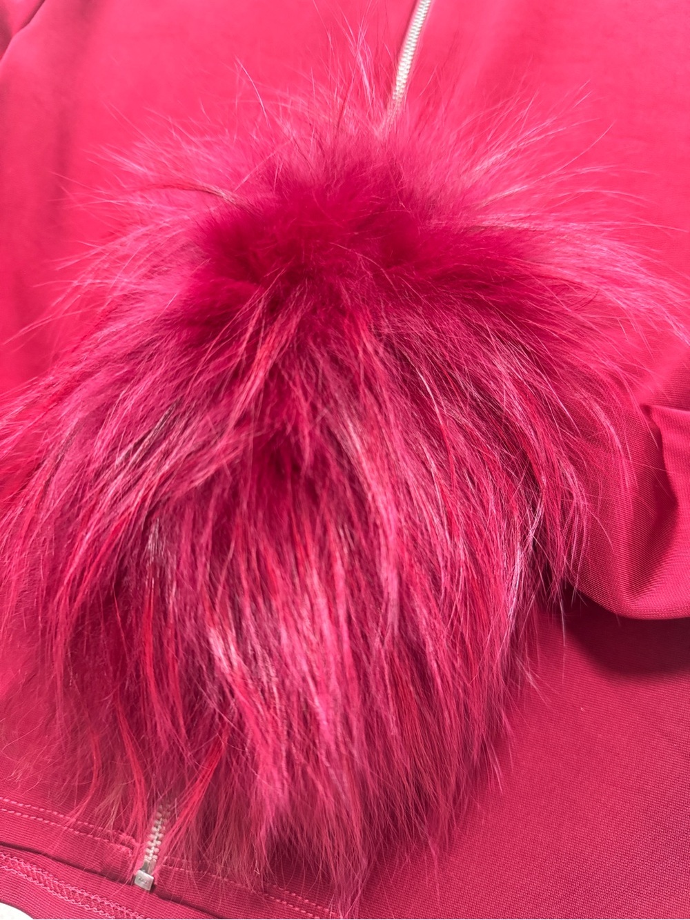 Alice & Olivia Red Fox Fur Cuff Long Sleeve Top - Picture 6 of 7